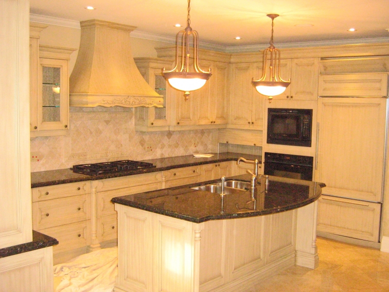 Clubb-kitchen-001
