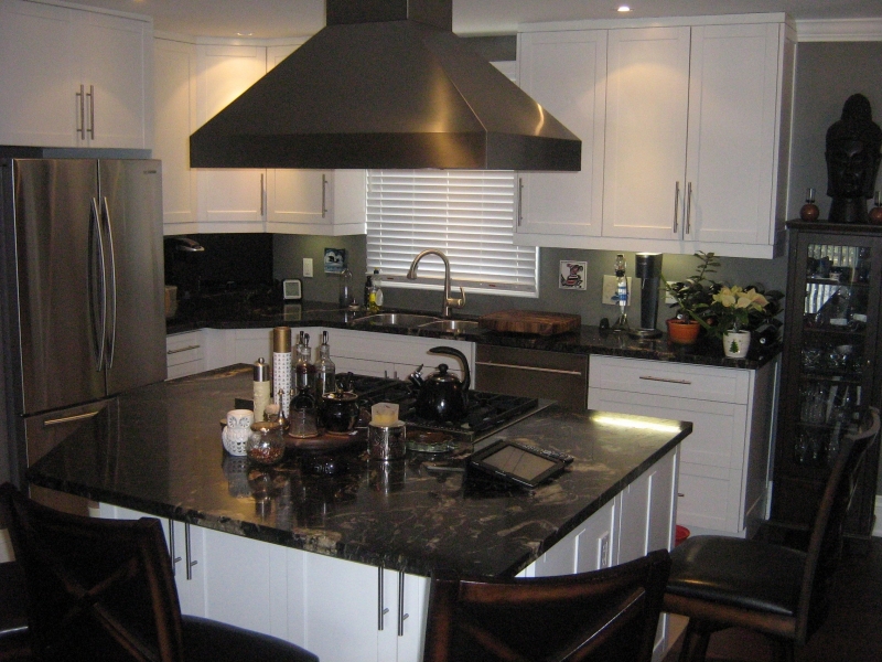 Gaels-kitchen-003
